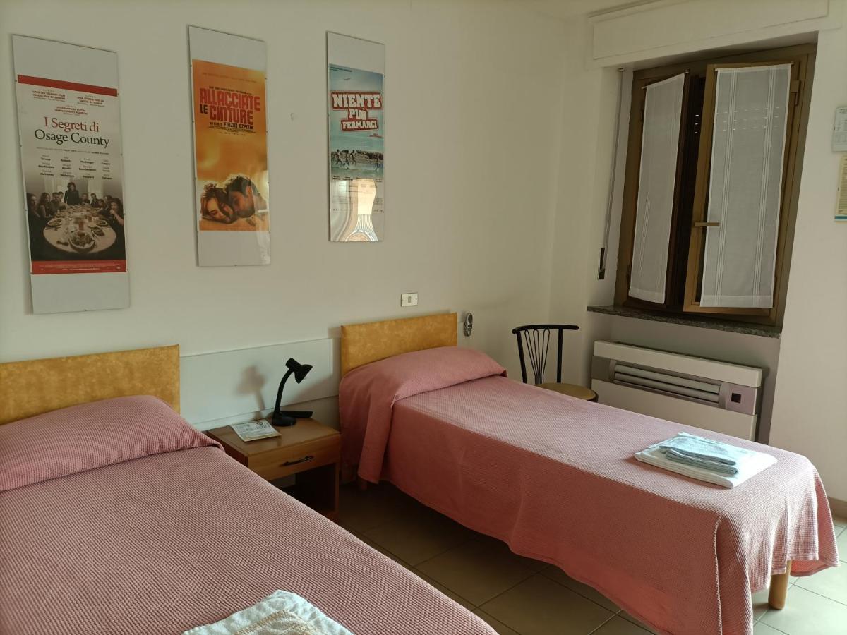 Albergo Roma Gattico Exterior photo