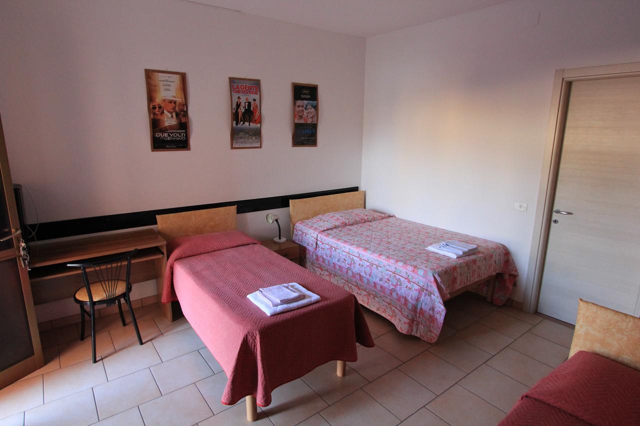 Albergo Roma Gattico Exterior photo